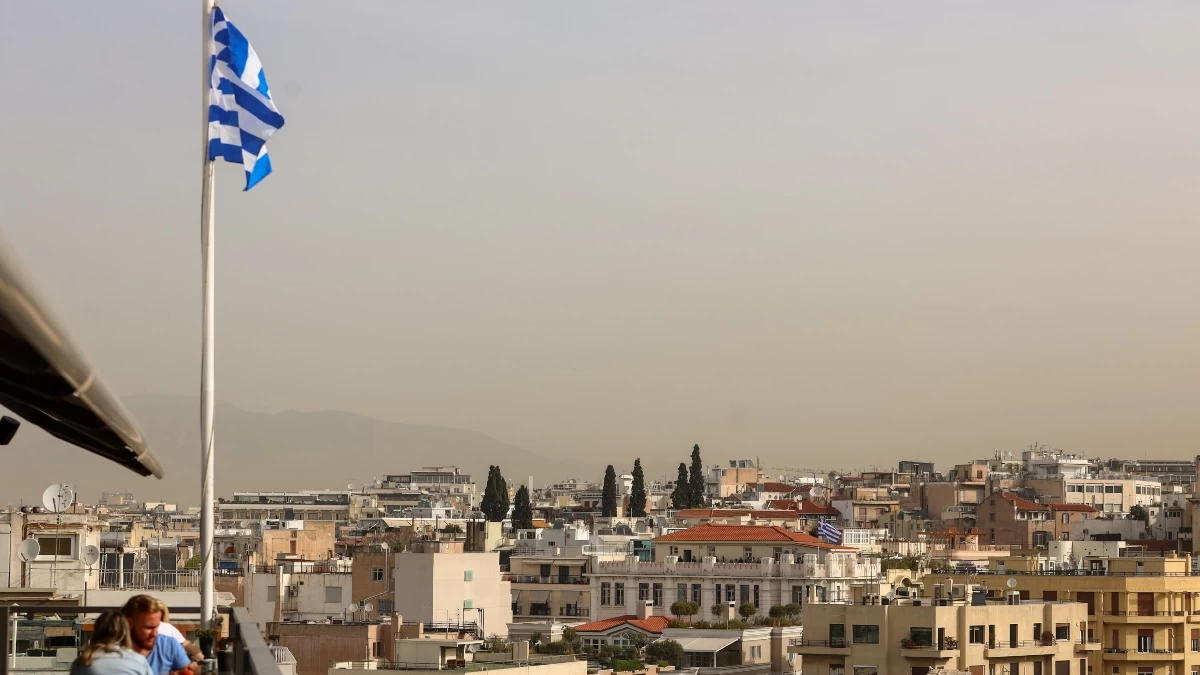 Καιρός: Νέο κύμα αφρικάνικης σκόνης και λασποβροχές - Ο Κλέαρχος Μαρουσάκης προειδοποιεί
