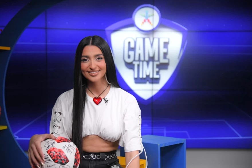 Η Αναστασία «μιλάει» στην μπάλα του ΟΠΑΠ Game Time