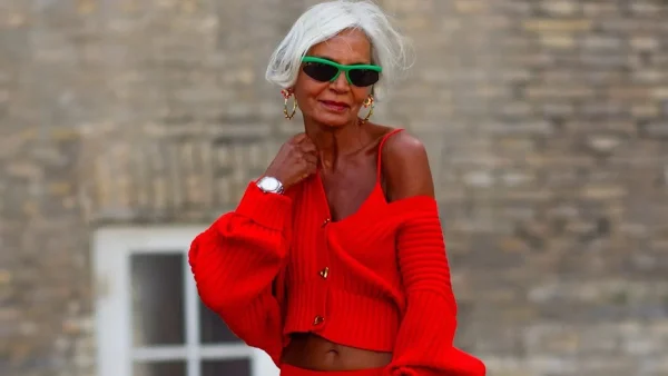 Πώς θα φορέσεις το crop top εάν είσαι πάνω από 40