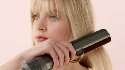 To βρήκαμε: Αυτό είναι το must have hair gadget που έχει τρελάνει τις influencers & τα it girls!