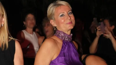 Νατάσα Παζαΐτη: Ξεσάλωσε στο πρώτο τραπέζι για τα γενέθλιά της! Έμειναν όλοι με το στόμα ανοιχτό
