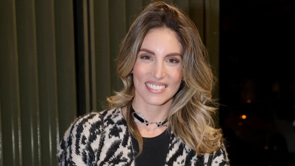 Αθηνά Οικονομάκου: «Προχωράμε, η ζωή συνεχίζεται» – Η αντίδραση μετά το διαζύγιο από τον Φίλιππο Μιχόπουλο
