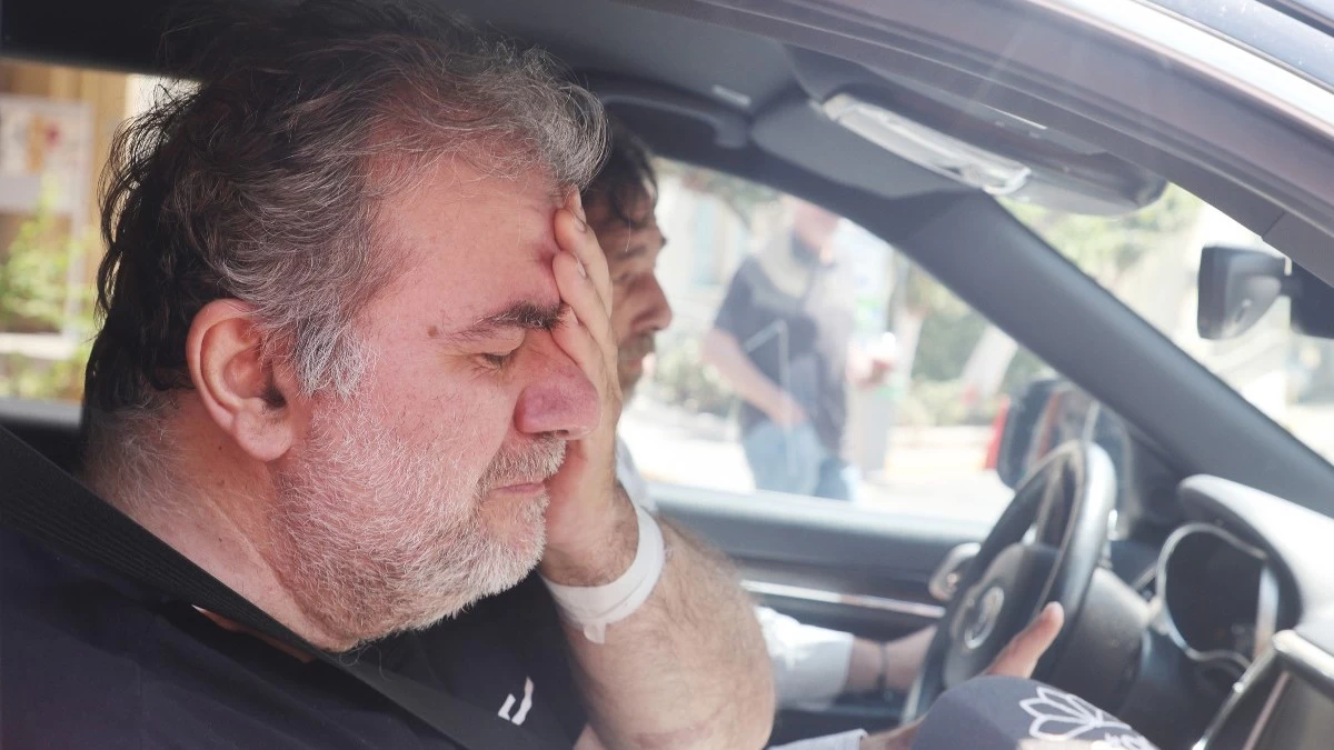 Δημήτρης Σταρόβας: Μόλις πήρε εξιτήριο από το νοσοκομείο - Δείτε φωτογραφίες