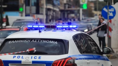 Μενίδι: Άγρια γυναικοκτονία - Γυναίκα βρέθηκε νεκρή στη μέση κεντρικού δρόμου