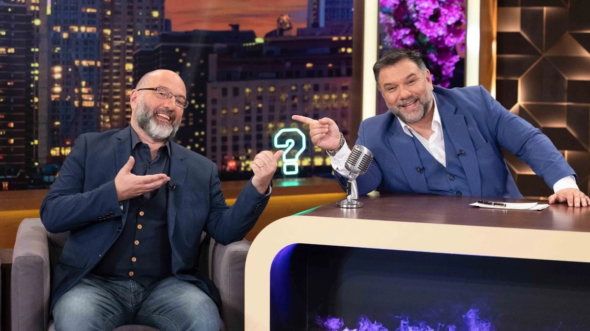 The 2Night Show: Ο Γρηγόρης Αρναούτογλου υποδέχεται τον αδερφό του, Σάκη!