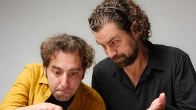 ΦΟΥΑΓΙΕ στο θέατρο Μικρό Γκλόρια 8-30 Μαΐου