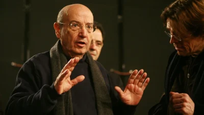Θόδωρος Αγγελόπουλος: «Εκτινάχθηκε και έπεσε σε ένα φρεάτιο, καρφώθηκε μέσα...»