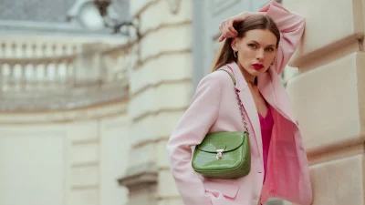 Zara: Σου βρήκα το πιο οικονομικό look για να πας σε γάμο - Φόρεμα & παπούτσια κοστίζουν μόνο 30 ευρώ