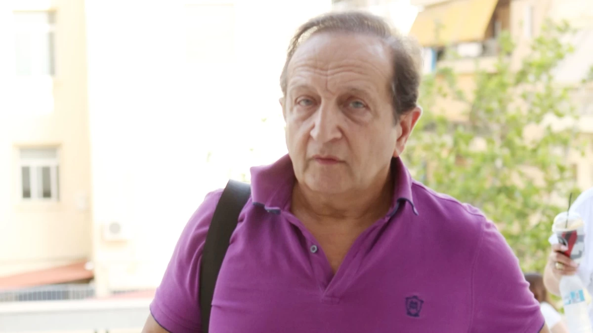 Σπύρος Μπιμπίλας: Σε πολύ δύσκολη θέση - Ανακοίνωσε τον θάνατο δύο Ελλήνων ηθοποιών