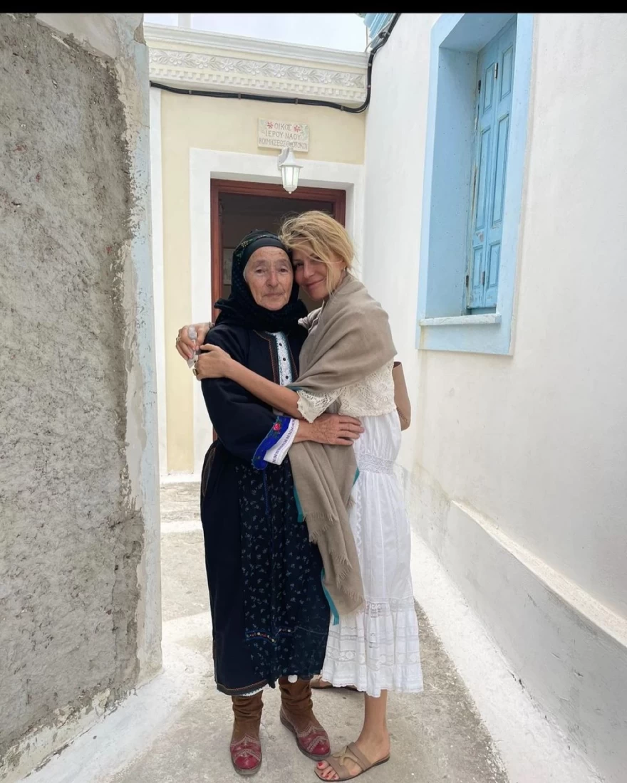 Τζένη Μπαλατσινού