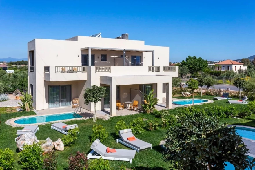 κήπος πισίνα ξενοδοχείο Elysian Luxury Hotel & Spa