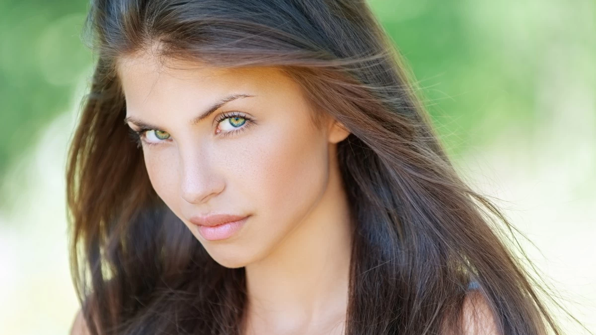 Eye lift effect: Με αυτές τις τεχνικές μακιγιάζ θα αποκτήσεις ανορθωμένο βλέμμα με λίγες κινήσεις!