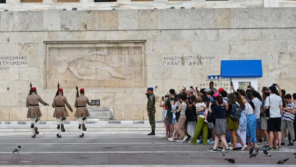 Καιρός 21/6: Καύσωνας με αέρα σήμερα - Που υπάρχει πιθανότητα βροχών και καταιγίδων;