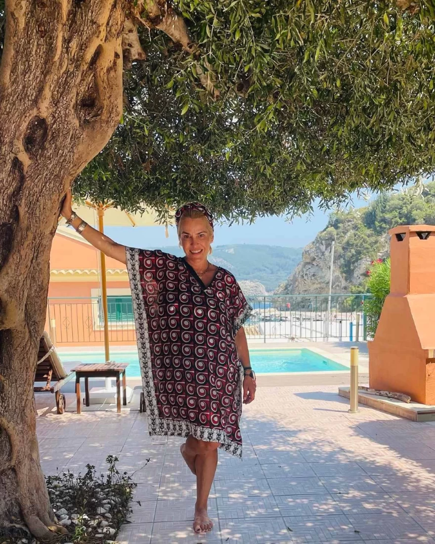 Τζένη Μπότση διακοπές Κέρκυρα