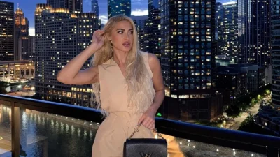 Ιωάννα Τούνη: «Εύπορη με mentality φτωχής! Μεγάλωσα αρκετά "δύσκολα" και...» - Έπαιζε με την τρύπια κάλτσα της ο μικρός Πάρης