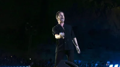 Νίκος Οικονομόπουλος: «Ντρέπονται να κάνουν τον σταυρό τους! Ντρεπόμαστε να πούμε ότι είμαστε Έλληνες...» - Οι αντιδράσεις με τα λόγια του στη συναυλία του