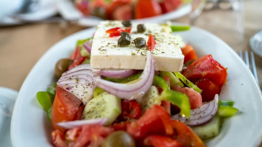 χωριάτικη σαλάτα