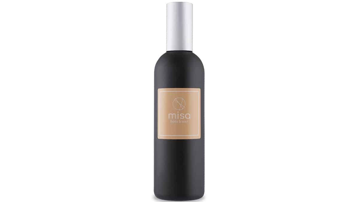 Άρωμα με έντονες ξυλώδεις νότες, Eau de Toilette, Oud, Misa, € 23,50, τα 100ml (misa.gr)