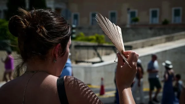 Καιρός 13/8: Ανεβαίνει η θερμοκρασία - Ποιες περιοχές θα πλησιάσουν τα 40άρια