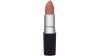 Brick-red lips: Η δυναμική επιστροφή των κεραμιδί κραγιόν!