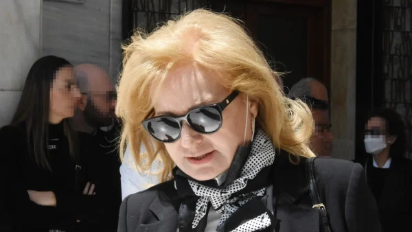 Θλίψη για την Αγγελική Νικολούλη - Πέθανε η γάτα της