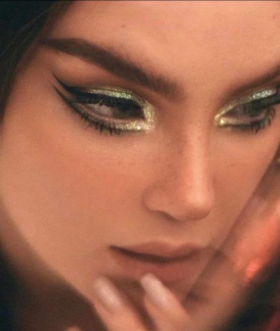 Cat Eyes