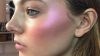 Λάμψεις στο μακιγιάζ - Highlighter σε χρυσό, ροζ, και ασημί