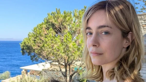 Ντάνη Γιαννακοπούλου: Θηλάζει την κόρη της στο πάρκο - Η φωτογραφία και το δυνατό μήνυμα