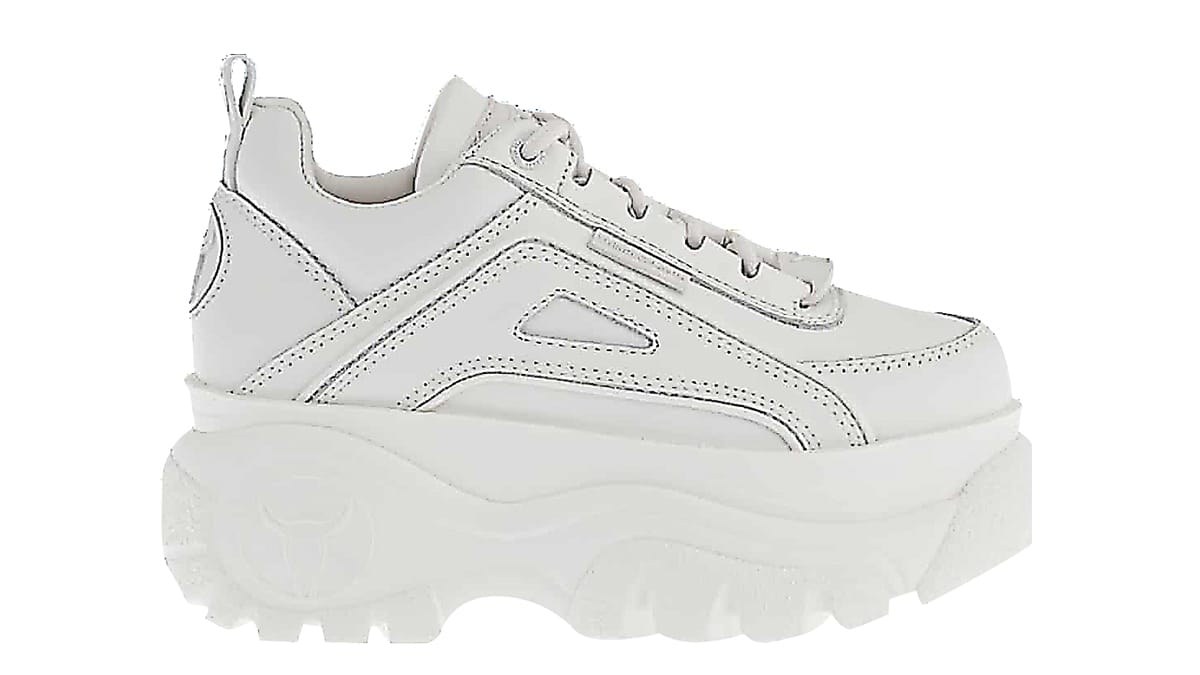 Sneakers, Windsor Smith, €129, favela.gr