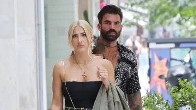 Ιωάννα Τούνη: Ξανά στο μέρος που βγήκε πρώτη φορά ραντεβού με τον Δημήτρη Αλεξάνδρου - Τα κρασάκια στο εστιατόριο δίπλα στο κύμα