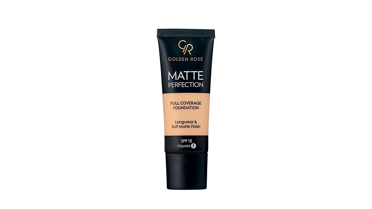 Υγρό ματ makeup, Matte Perfection, Full Coverage Foundation SPF15, Golden Rose, €6,90(goldenrosecosmetics.gr)