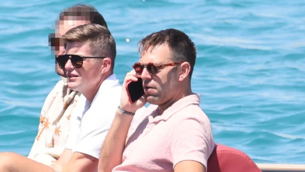 Θείος Κασσελάκη: Αποκαλύπτει για τον σύζυγο του ανιψιού του, Τάιλερ Μακμπέθ - «Έβλεπε πράγματα που δεν...»