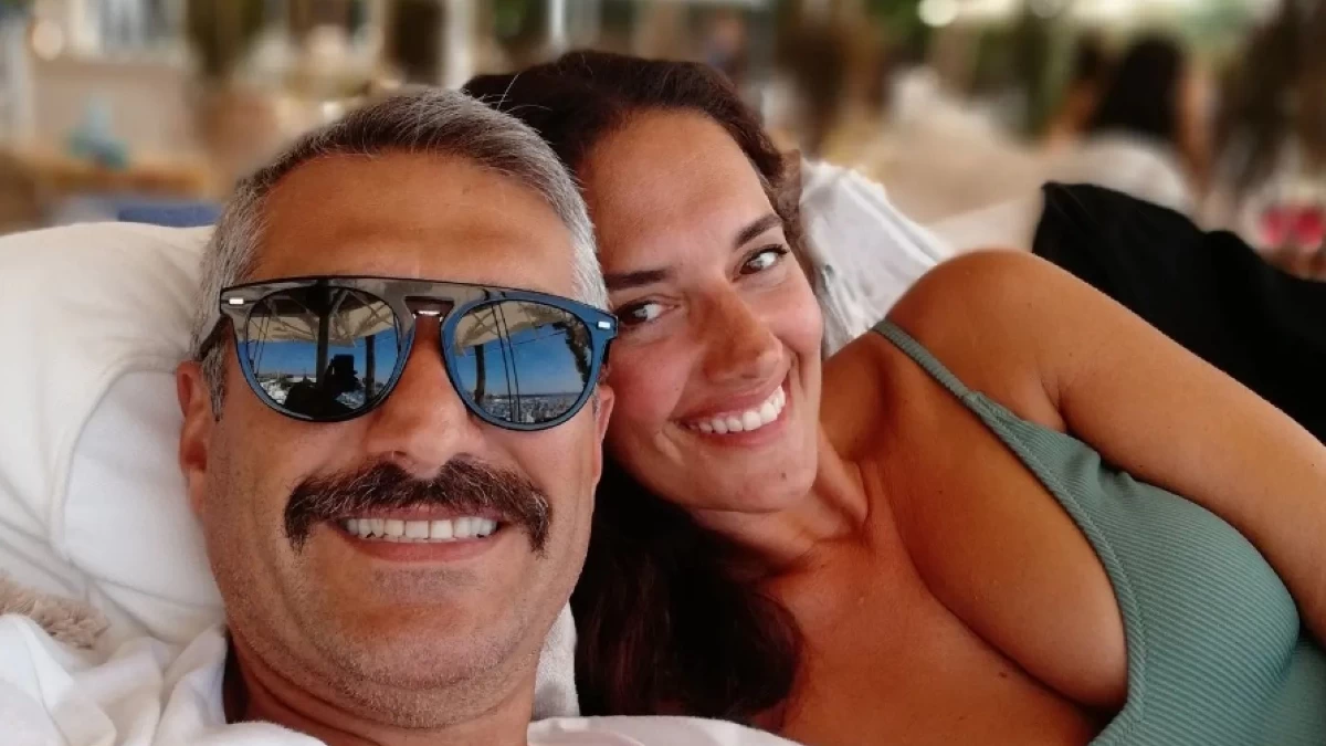 Νόνη Δούνια: 19 χρονών, ψηλός και μελαχρινός - Αυτός είναι ο κούκλος γιος της