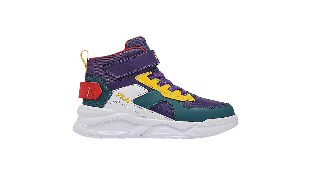 Sneakers, Fila, €57,99, filafashion. veto.gr