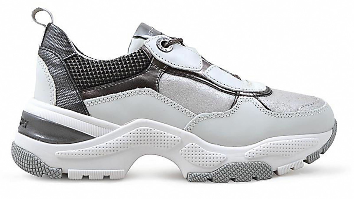 Sneakers, STONEFLY