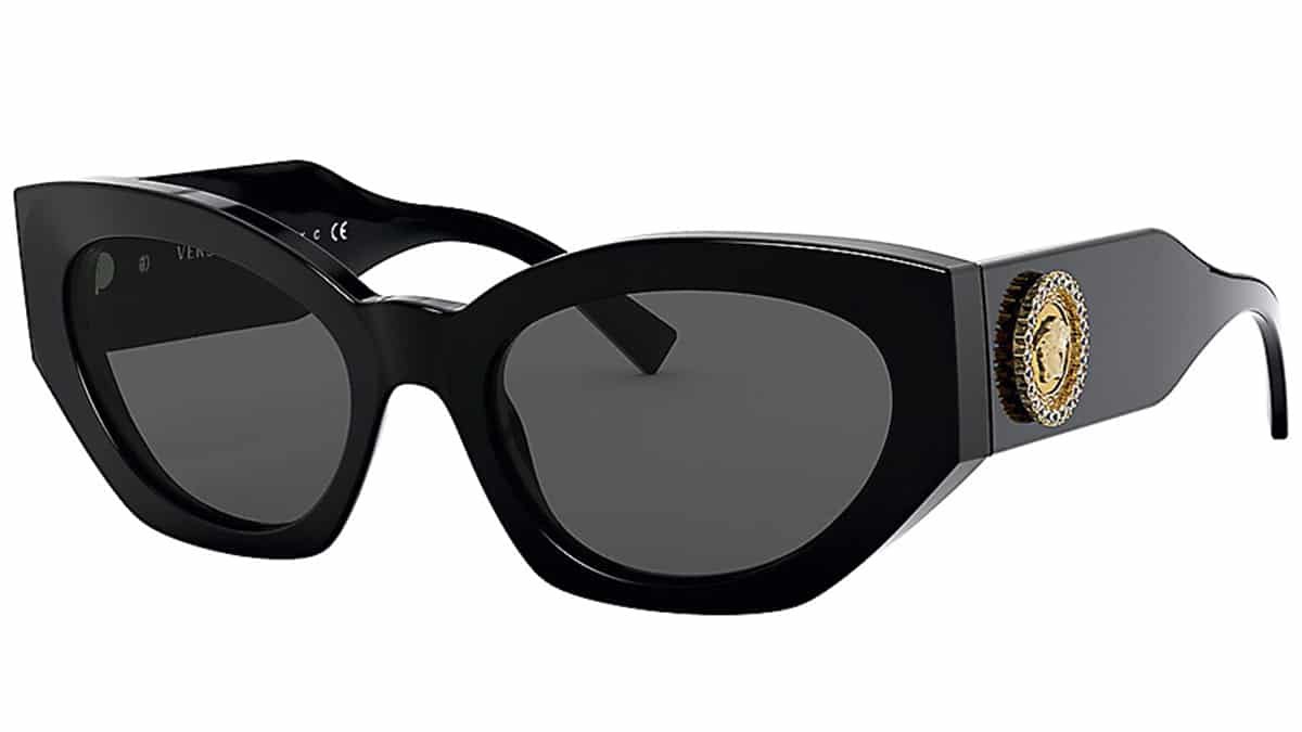 Γυαλιά ηλίου, Versace, €284, Kokkoris Optics, kokkorisoptics.com