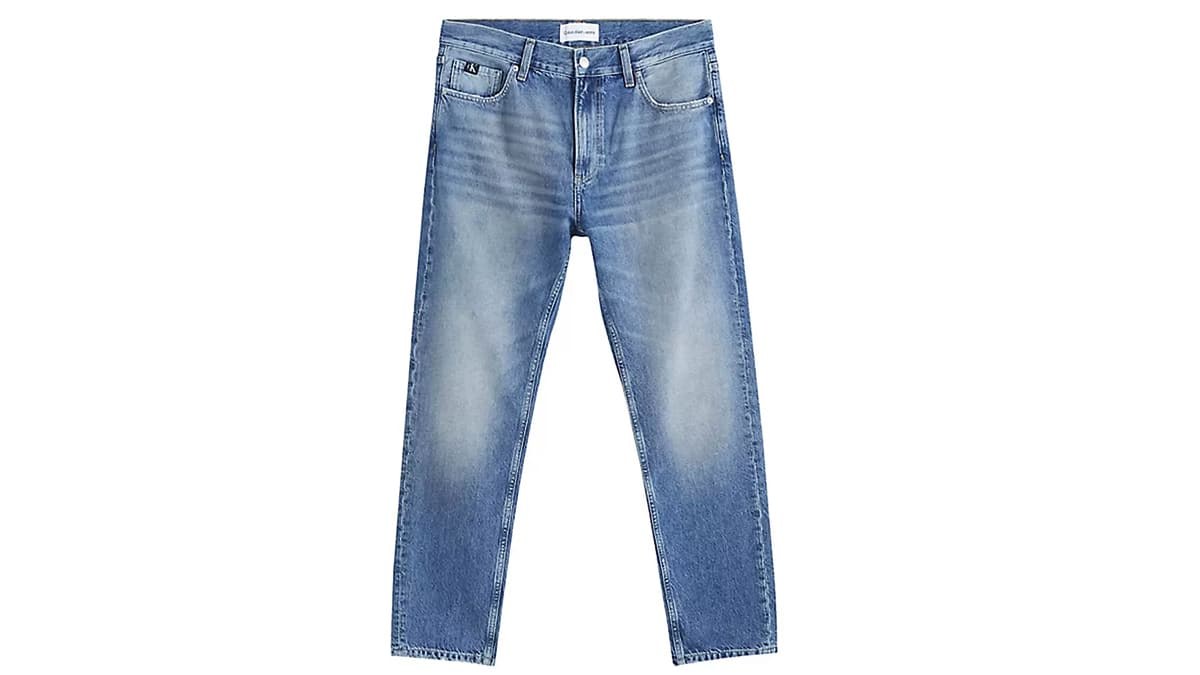 Τζιν Παντελόνι Calvin Klein, €123,90, Favela, www.favela.gr