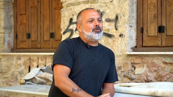 Δημήτρης Γιαγτζόγλου: «Μείναμε μόνοι πια, η μητέρα μου κι εγώ, δεν ζουν οι άλλοι δύο...»