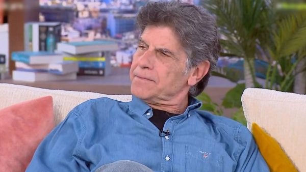 Γιάννης Μπέζος: Το τέλος της Famagusta, η συνεργασία με Λαζόπουλο και η... παρέμβαση του Μικρούτσικου