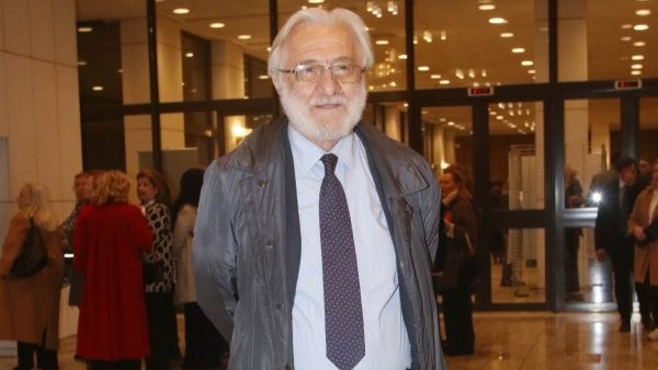 Γιάννης Σμαραγδής: «Να τα βάλουν εκεί που ξέρουν αυτά που λένε διάφοροι κατά περιόδους...»