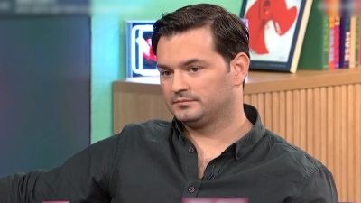 Συγκινεί ο Ιωάννης Απέργης: «Σταμάτησα το σχολείο για να βοηθήσω την οικογένειά μου»
