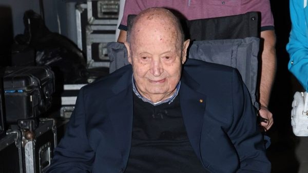 Ο Μίμης Πλέσσας σε παλαιότερη φωτογραφία