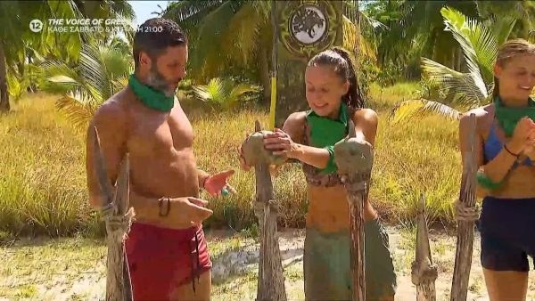 Survivor – Ένα love story γεννιέται ανάμεσα σε Τζον & Φοίβη: Την κάλεσε να κοιμηθεί δίπλα του!