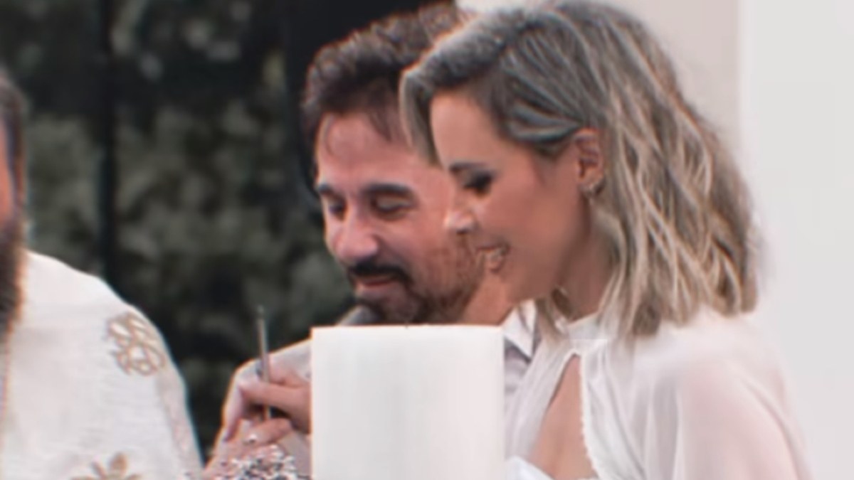Θανάσης Τσαλταμπάσης & Αγοραστή Αρβανίτη: Παντρεύτηκαν με θρησκευτικό γάμο – Η συγκινητική τελετή στο Κορωπί