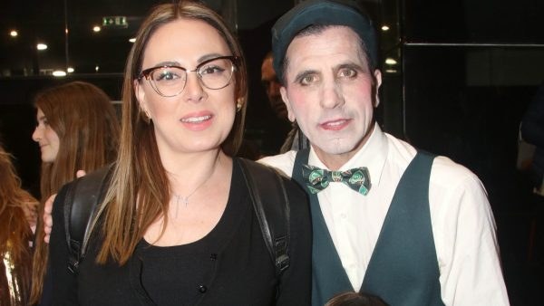Ο Θανάσης Βισκαδουράκης για τη σύζυγό του: «Σημασία δεν μου έδινε! Με έγραψε και την κυνήγησα»