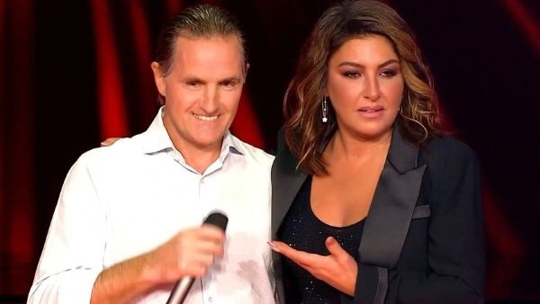 The Voice: Συγκίνησε ο παίκτης με πρόβλημα όρασης - Η σπάνια πάθηση απ' την οποία πάσχει