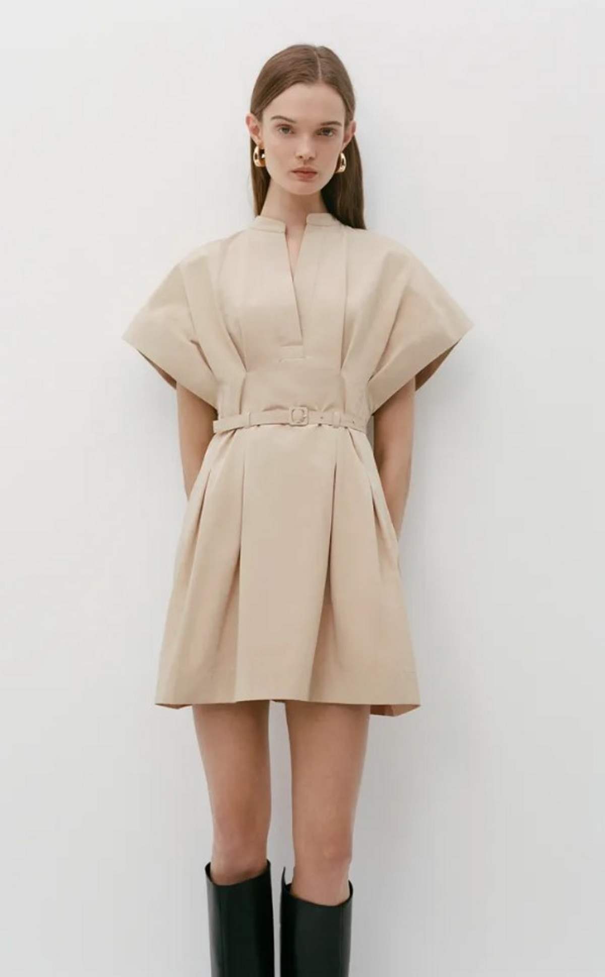 μπεζ μίνι φόρεμα με ζώνη zara