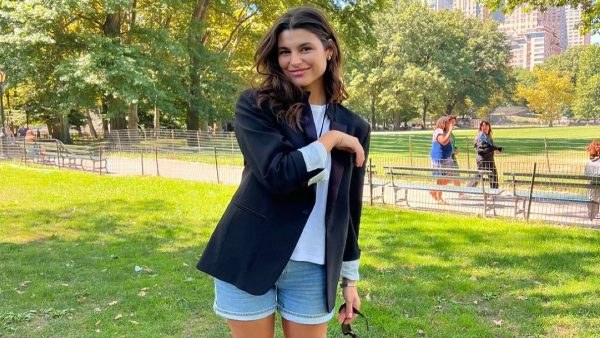 Η Δανάη Παππά με casual στυλ