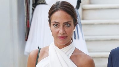 Η εμφάνιση της Δόμνας Μιχαηλίδου στα λευκά