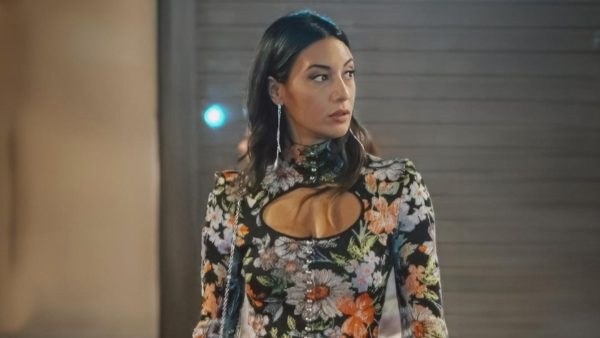 Η Ευγενία Σαμαρά στο δρόμο